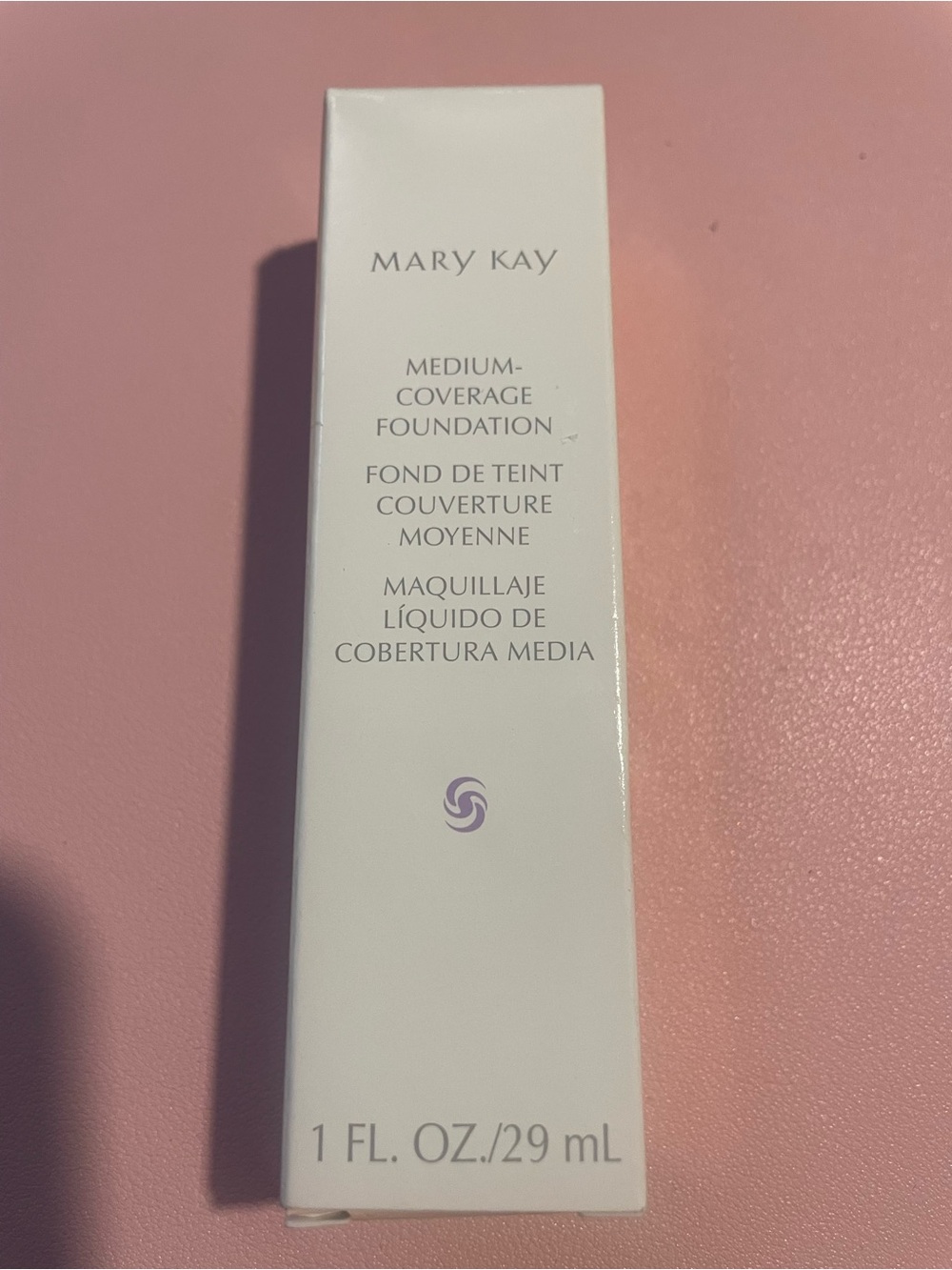 Mary Kay Medium-Coverage Liquid Foundation - shade Ivory 2